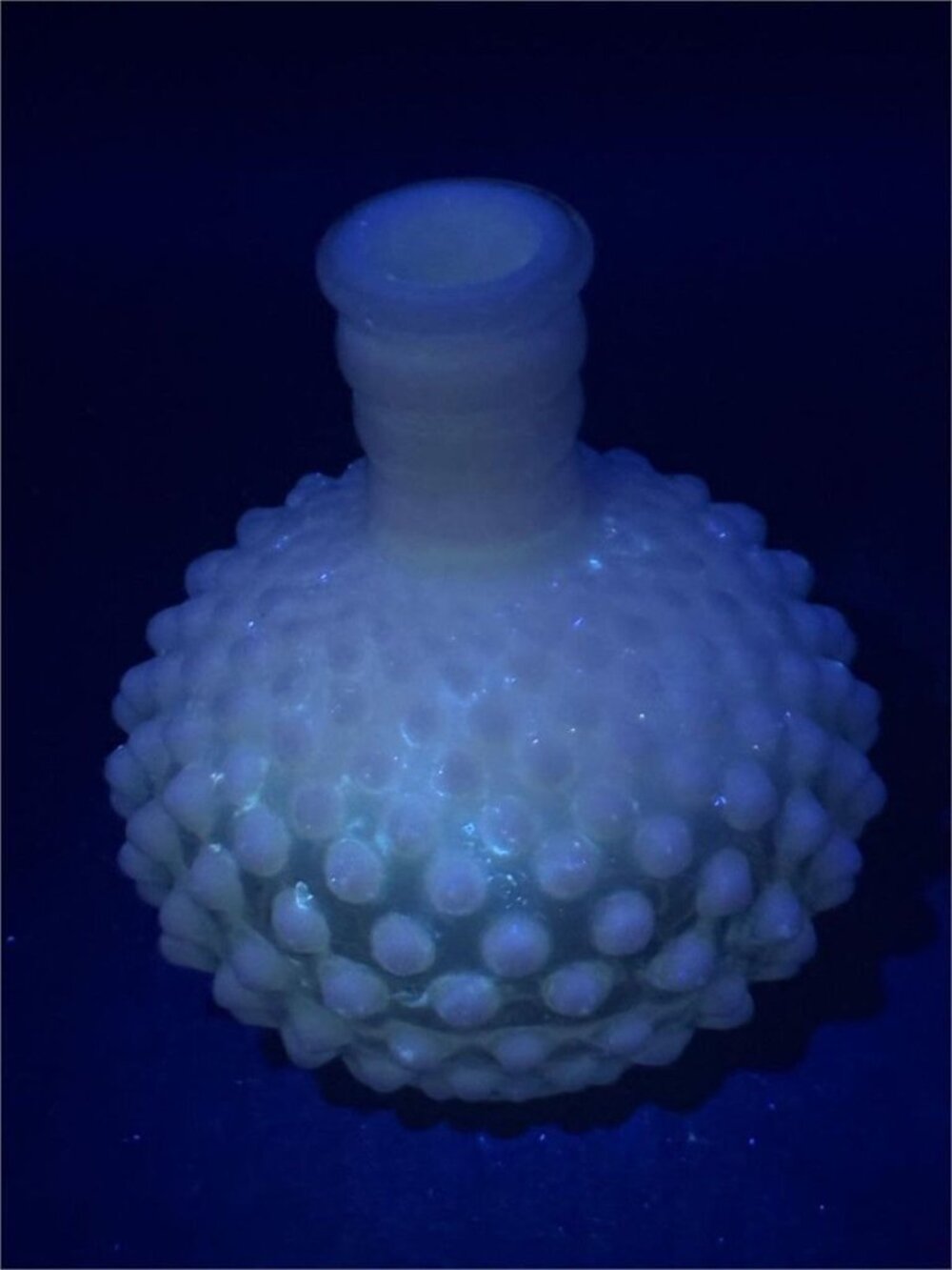 Fenton French Opalescent Hobnail Glass Perfume Bottle - Picture 5 of 8